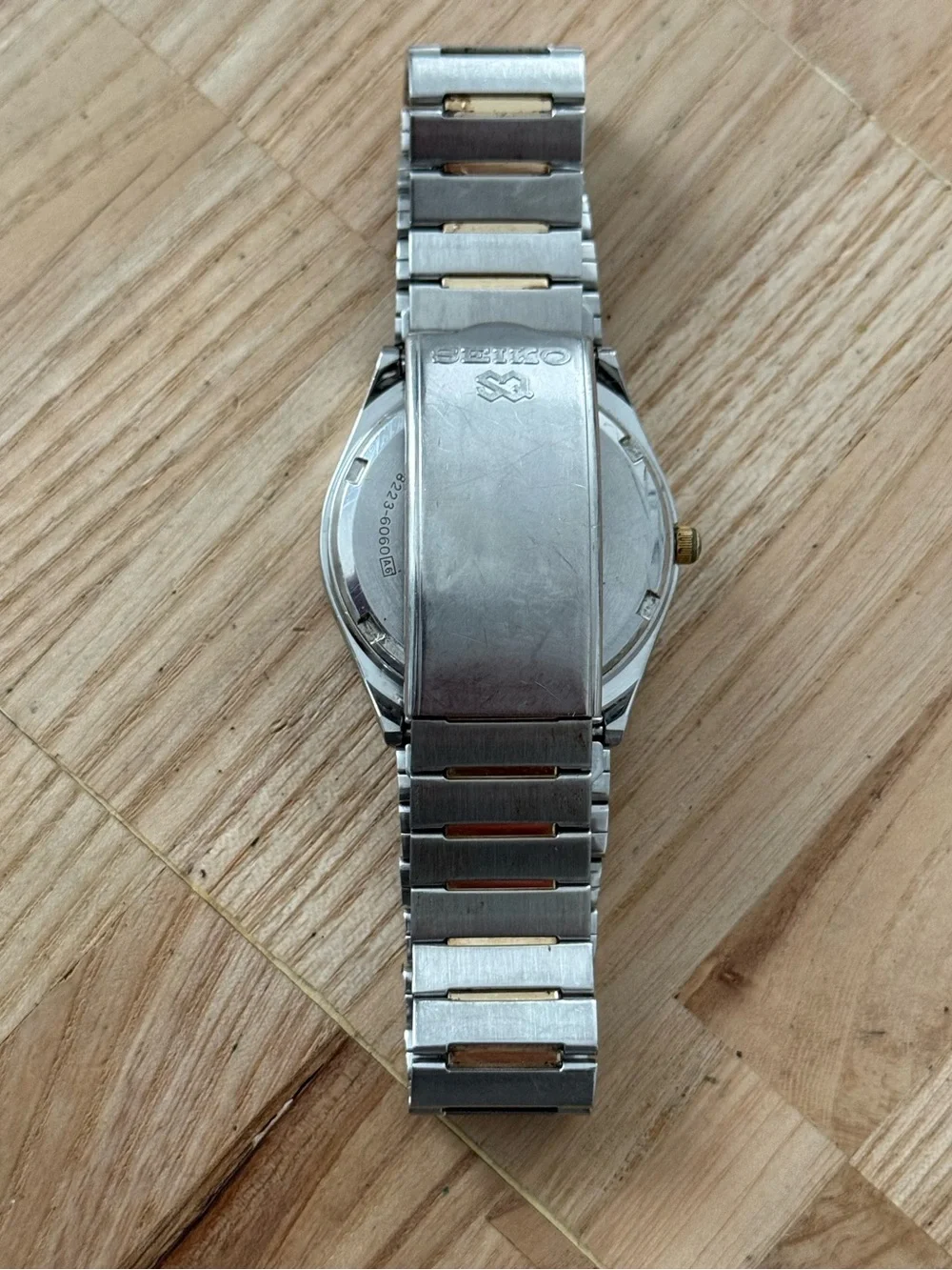 Seiko SQ Vintage Watch Gold Plated Bezel and Bracelet Black Dial Date Window